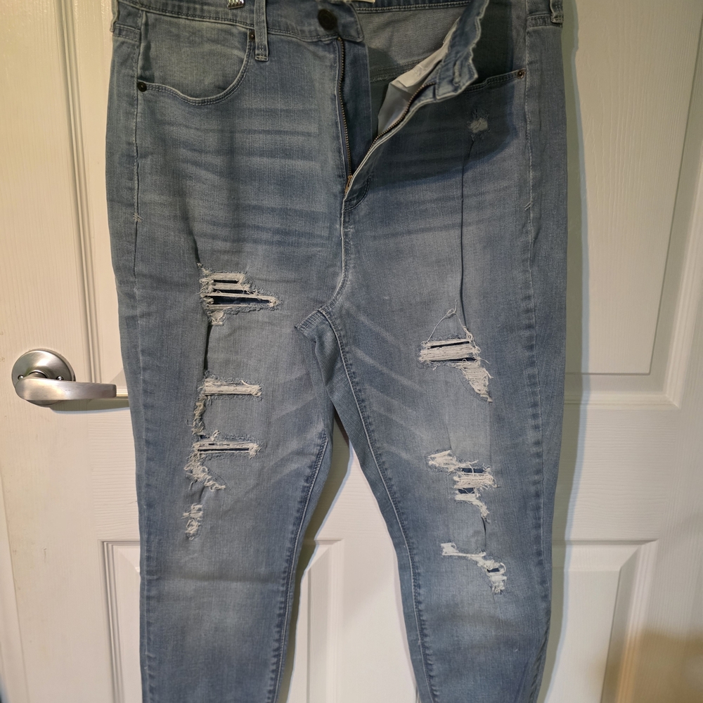 Mudd High-Rise Light Blue Jeggings